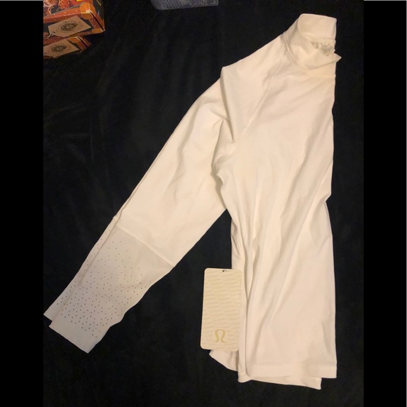 NWT Lululemon Coastline Rashguard Size 10 - Picture 3 of 4